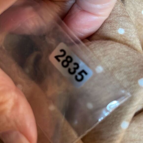 NWT Liz Claiborne size XL polka dot star print long sleeve tie back top. - Picture 7 of 7